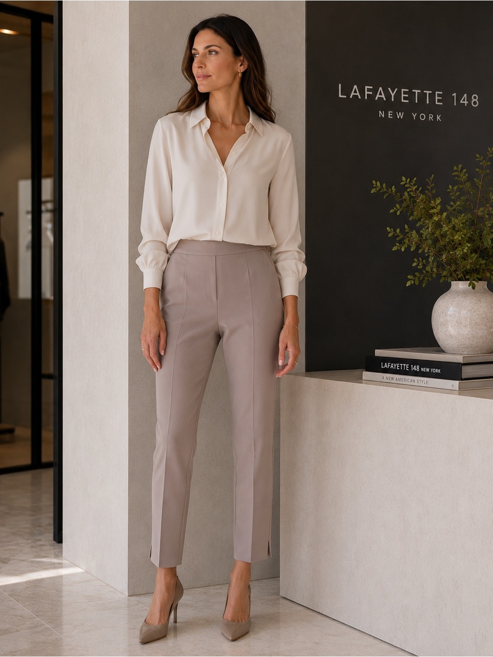 LAFAYETTE 148 Women's Pants Sizeβ 0 VIRGIN WOOL Ankle Tapered Leg Slit Trousers